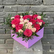 Цветочная композиция из Розы в коробке в Каргалинской