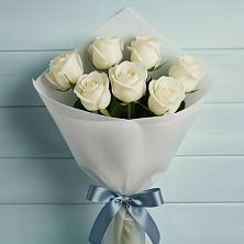 Букет 7 Белых роз Эдлесс Лав в Каргалинской
