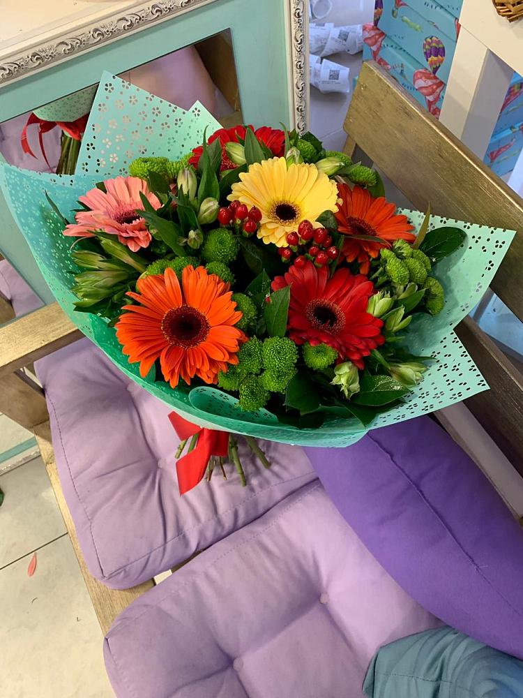 Букет цветов из: Герберы, Хризантемы и Альстромерии в Каргалинской