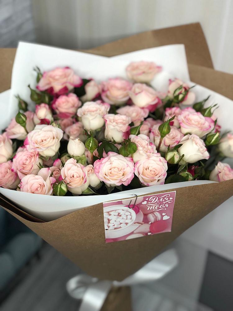 Букет цветов из: Розы в Каргалинской