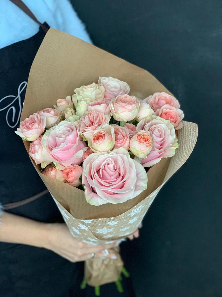 Букет цветов из: Хризантемы и Розы в Каргалинской