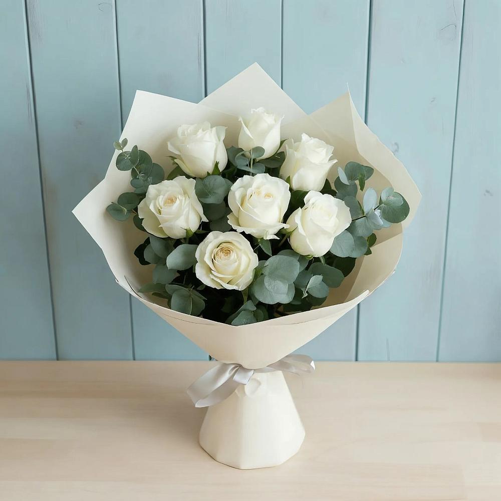 Букет Белые розы в Эвкалипте в Каргалинской