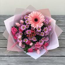 Букет цветов из:  Розы, Герберы и Хризантемы в Каргалинской
